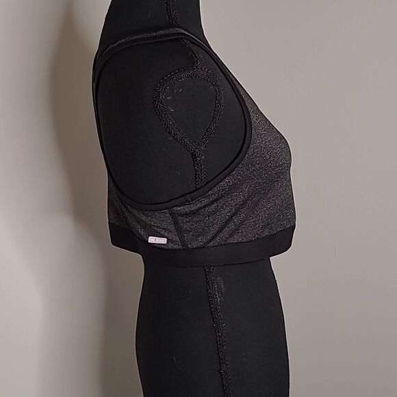 DRI MORE  Danskin NOW fitted sz M(8-10) racerback action wear top - Picture 3 of 10